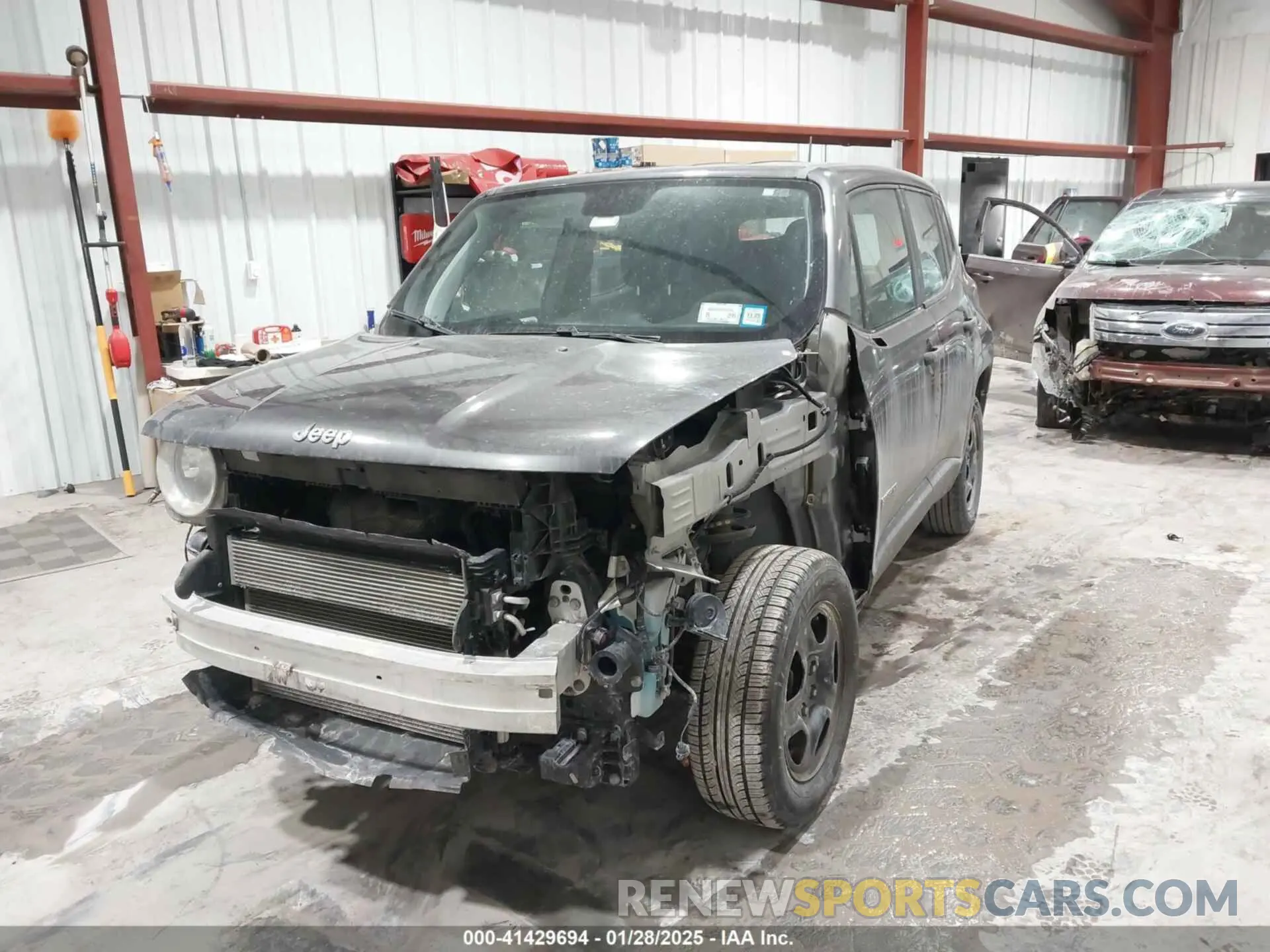 2 Photograph of a damaged car ZACNJBAB5LPL22109 JEEP RENEGADE 2020