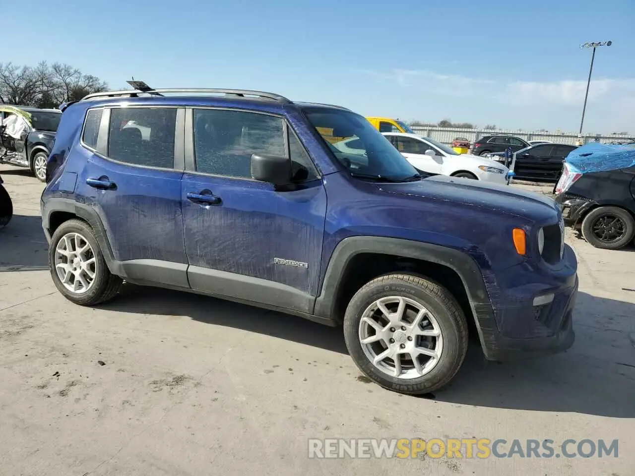 4 Photograph of a damaged car ZACNJBAB5LPL71083 JEEP RENEGADE 2020