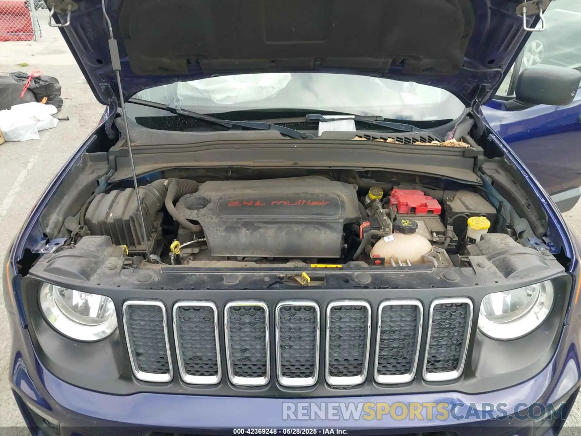 10 Photograph of a damaged car ZACNJBAB7LPL21897 JEEP RENEGADE 2020