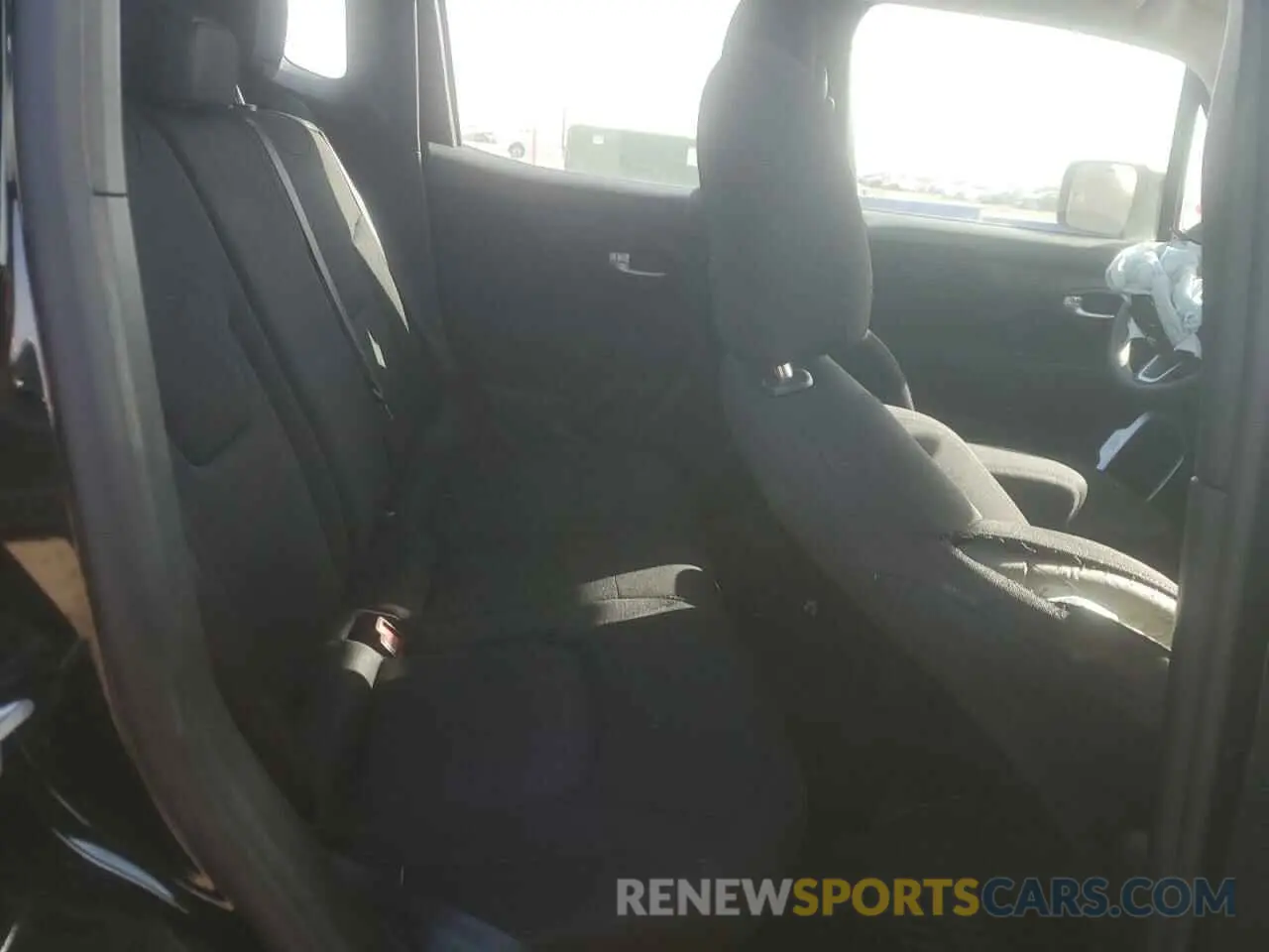11 Photograph of a damaged car ZACNJBAB7LPL64488 JEEP RENEGADE 2020