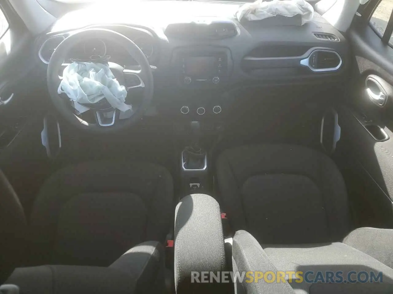 8 Photograph of a damaged car ZACNJBAB7LPL64488 JEEP RENEGADE 2020