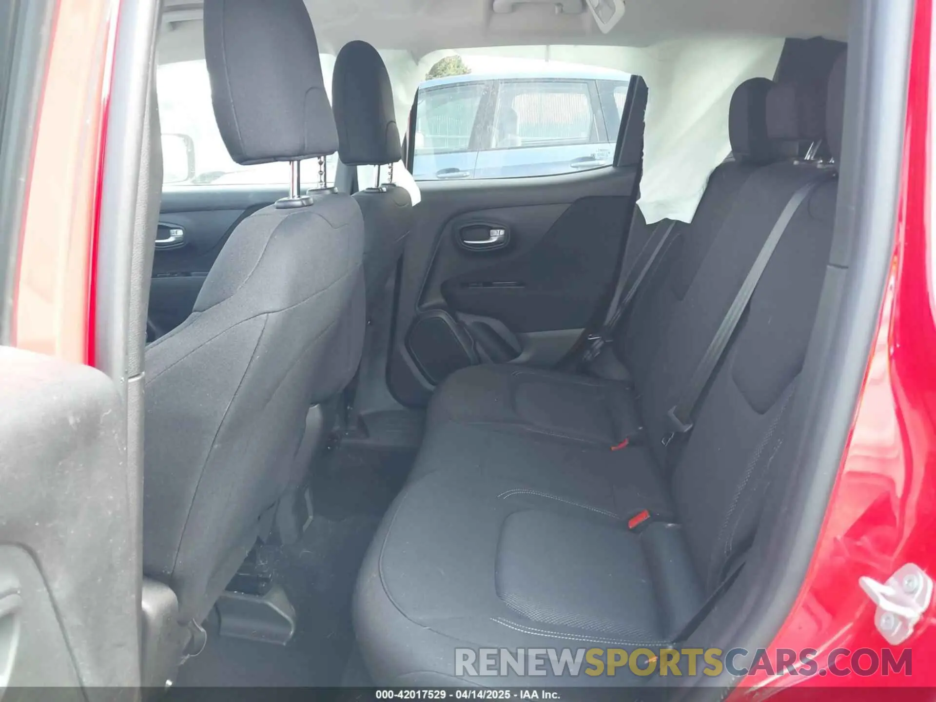 8 Photograph of a damaged car ZACNJBAB7LPL75071 JEEP RENEGADE 2020