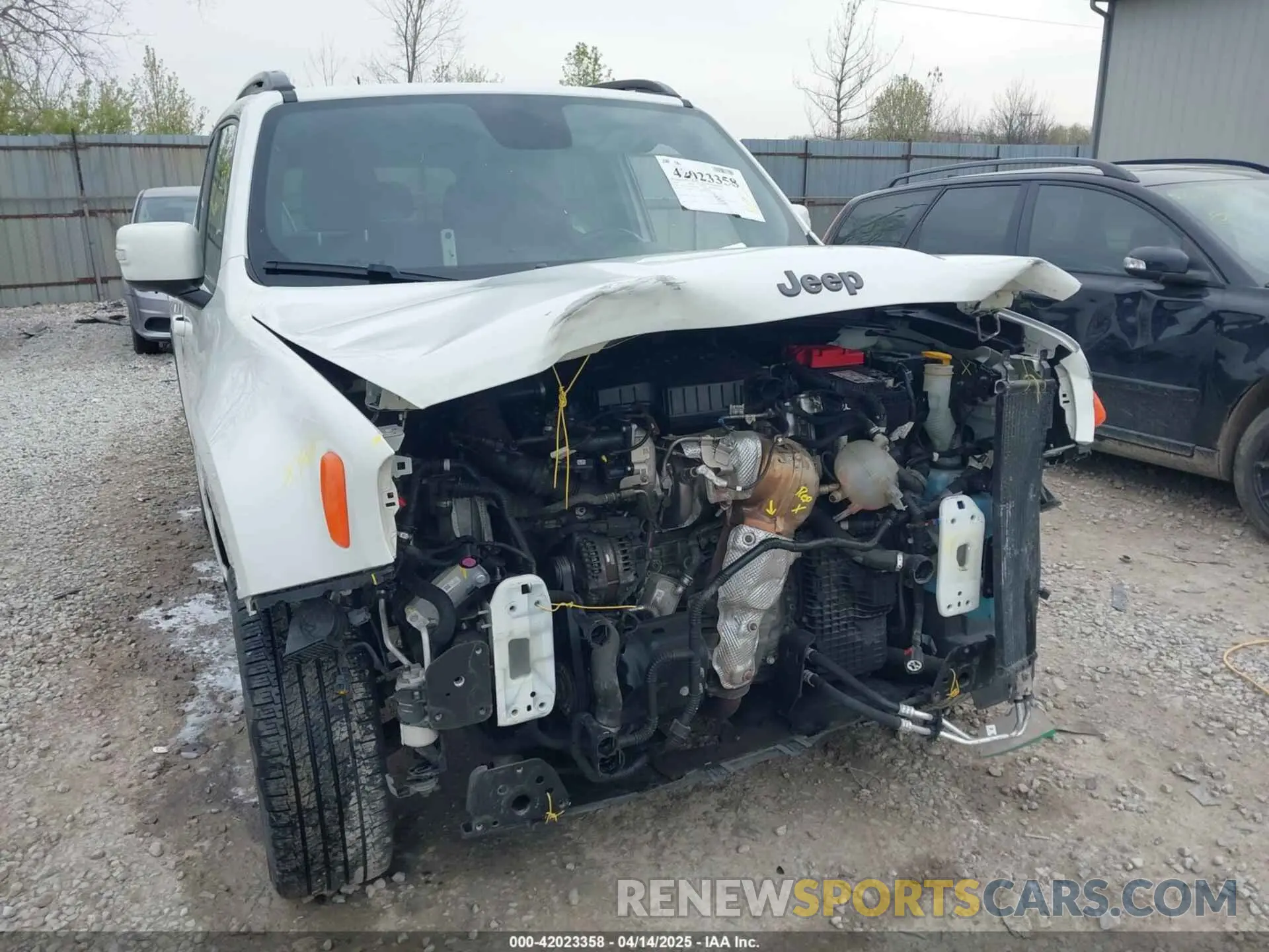 6 Photograph of a damaged car ZACNJBB11LPM04232 JEEP RENEGADE 2020