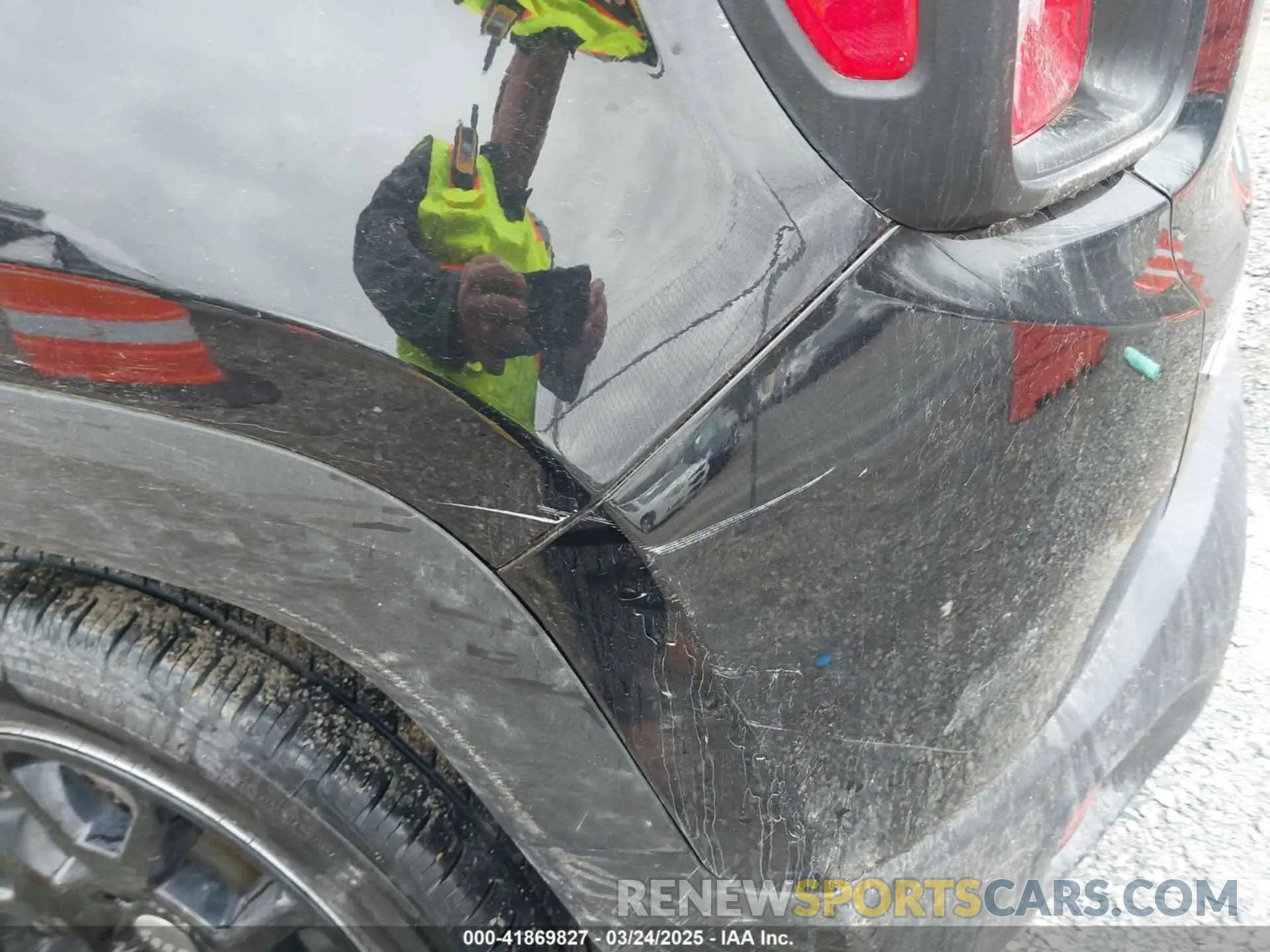 17 Photograph of a damaged car ZACNJBBB0LPL10528 JEEP RENEGADE 2020