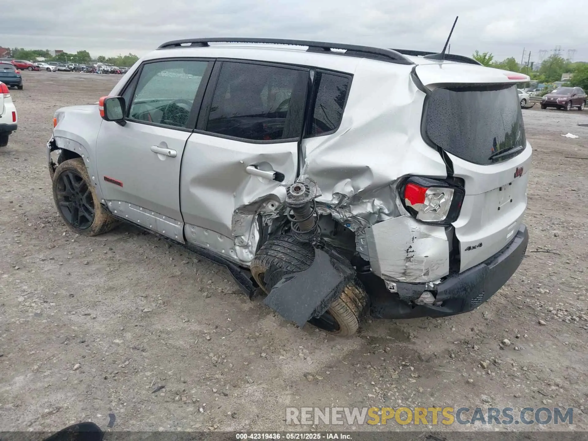 3 Photograph of a damaged car ZACNJBBB0LPL76965 JEEP RENEGADE 2020