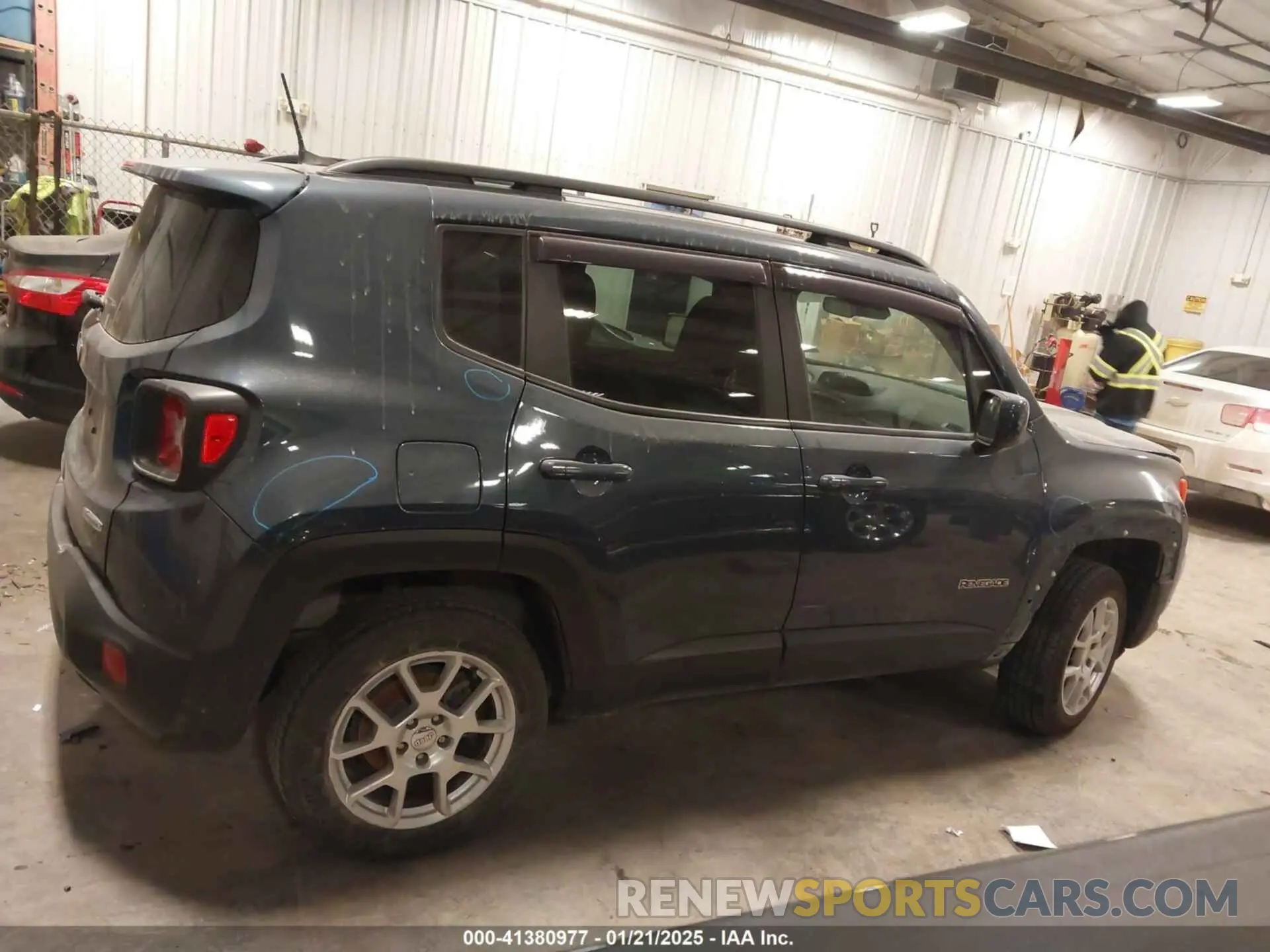 14 Photograph of a damaged car ZACNJBBB1LPL32957 JEEP RENEGADE 2020