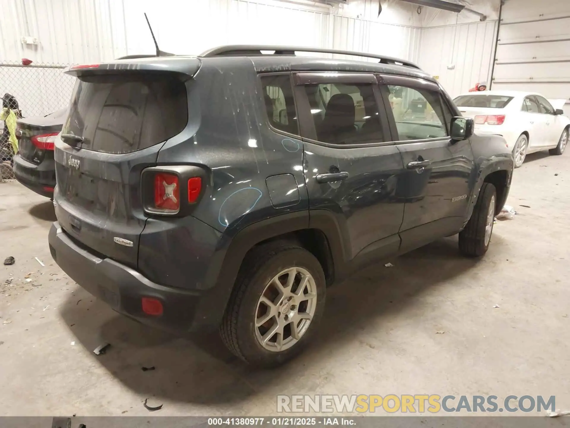 4 Photograph of a damaged car ZACNJBBB1LPL32957 JEEP RENEGADE 2020