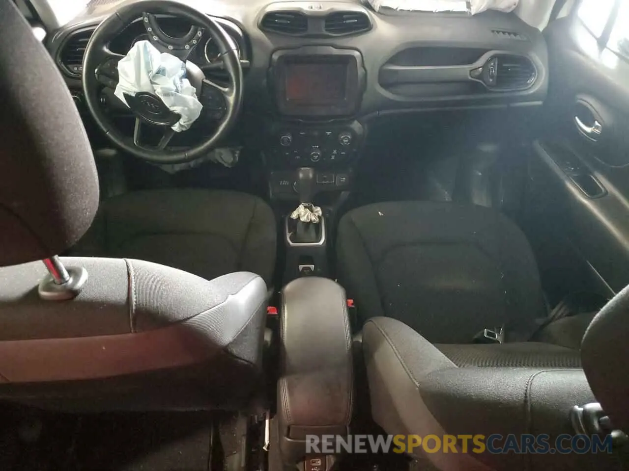 8 Photograph of a damaged car ZACNJBBB1LPL82970 JEEP RENEGADE 2020