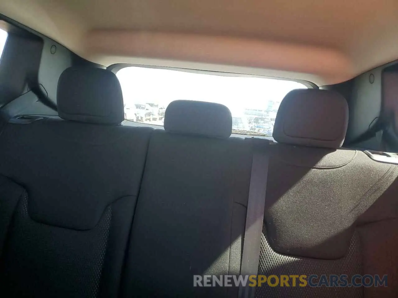 10 Photograph of a damaged car ZACNJBBB2LPM00151 JEEP RENEGADE 2020