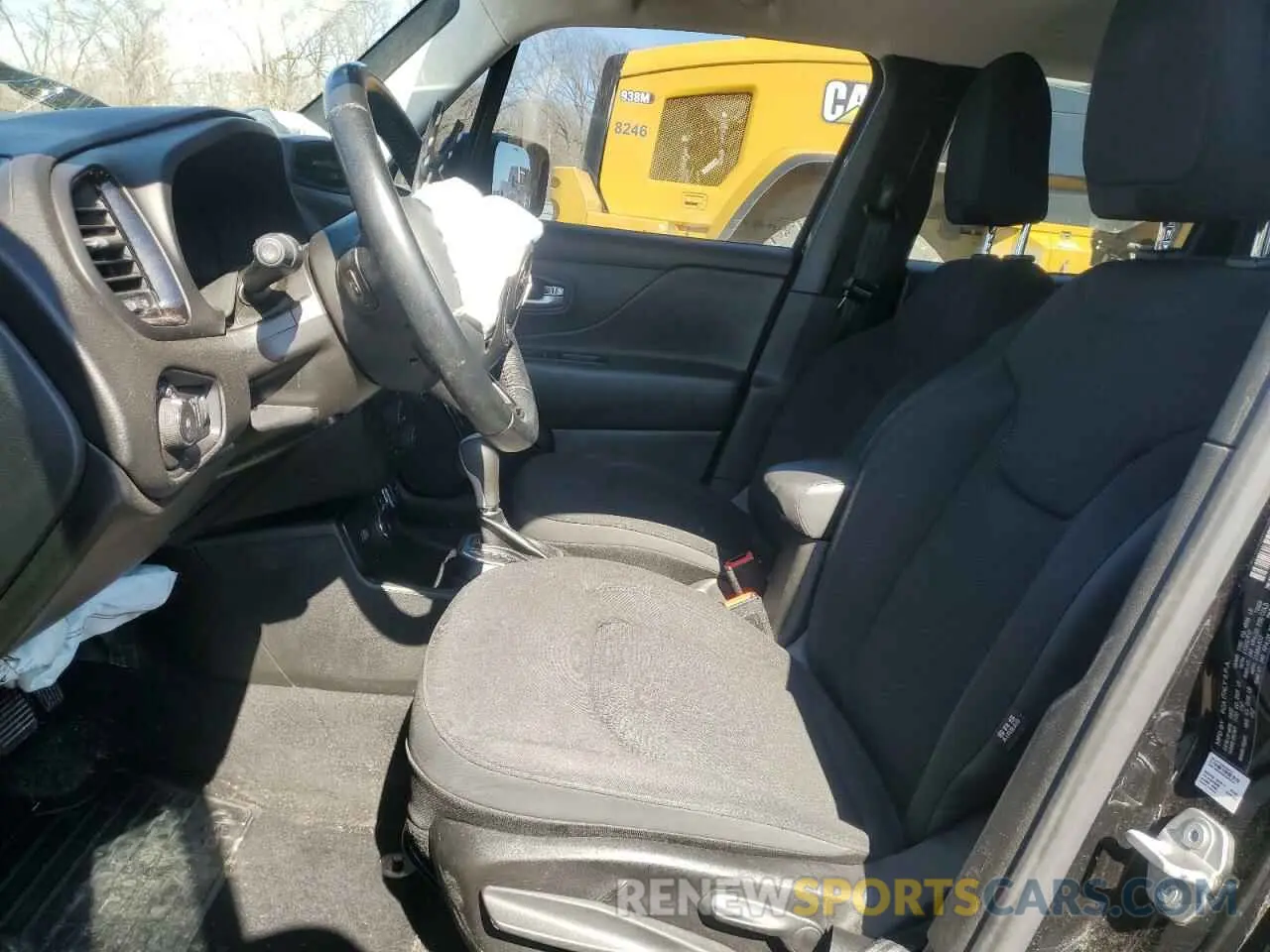 7 Photograph of a damaged car ZACNJBBB2LPM00151 JEEP RENEGADE 2020