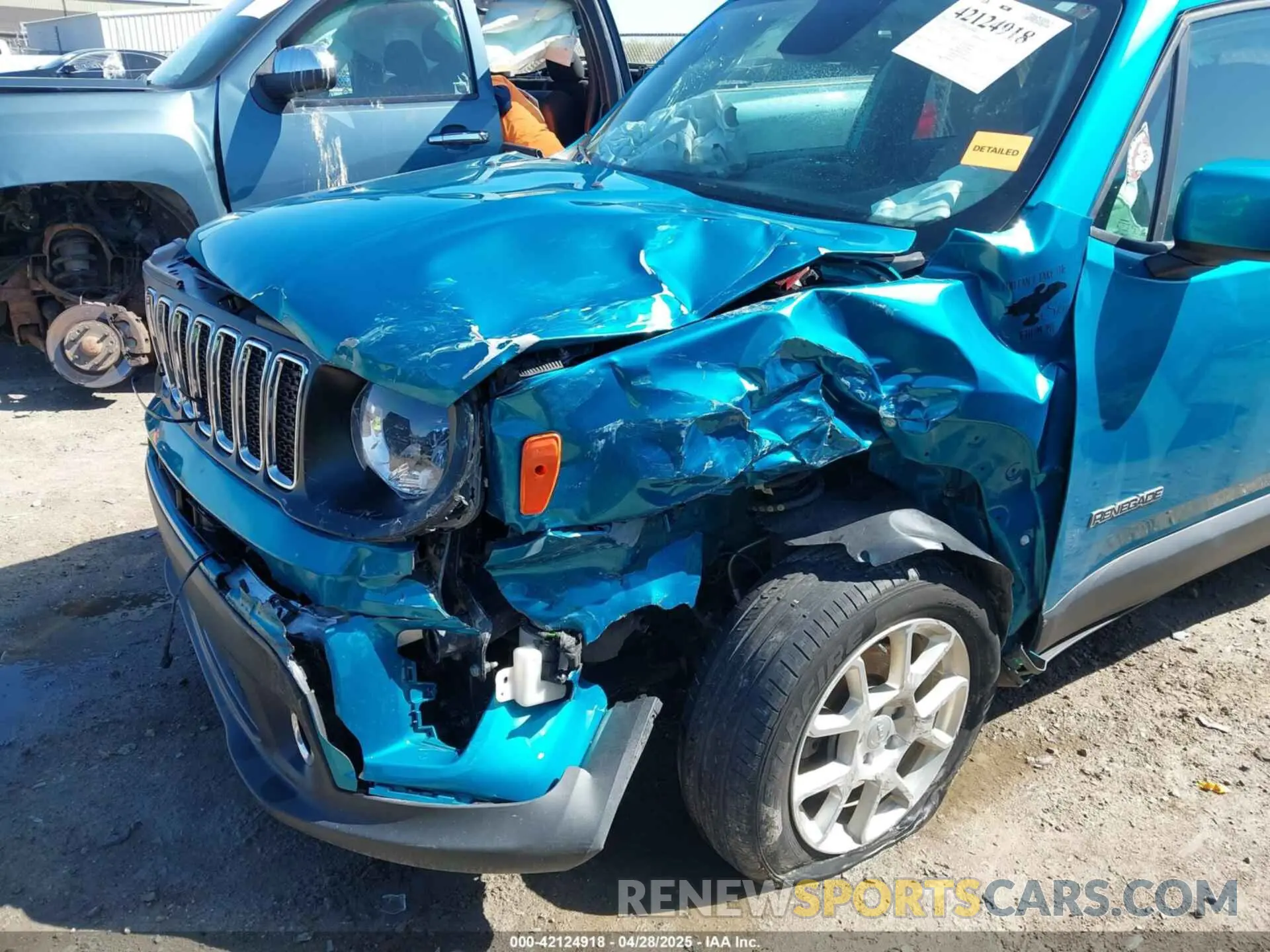 6 Photograph of a damaged car ZACNJBBB3LPL02553 JEEP RENEGADE 2020