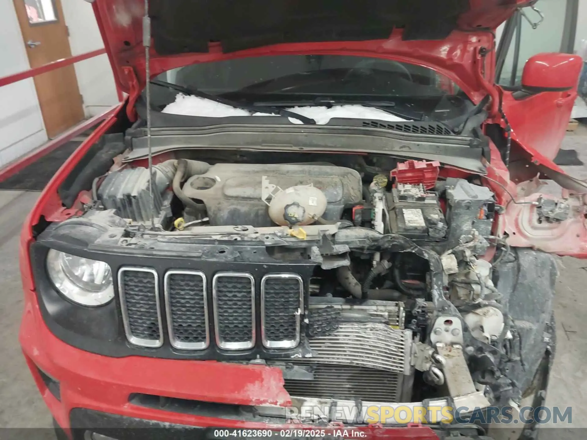 10 Photograph of a damaged car ZACNJBBB3LPL03749 JEEP RENEGADE 2020