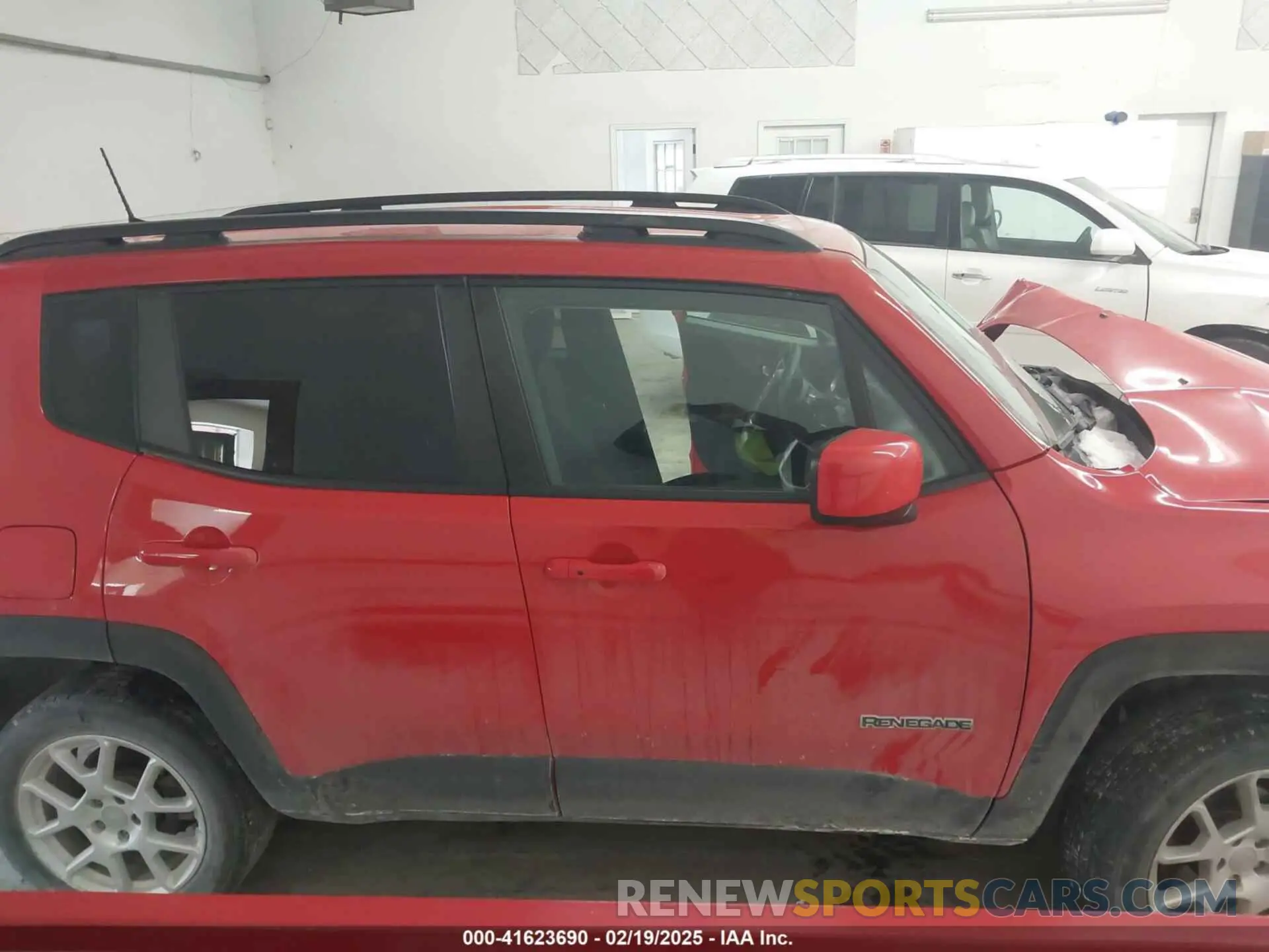 13 Photograph of a damaged car ZACNJBBB3LPL03749 JEEP RENEGADE 2020