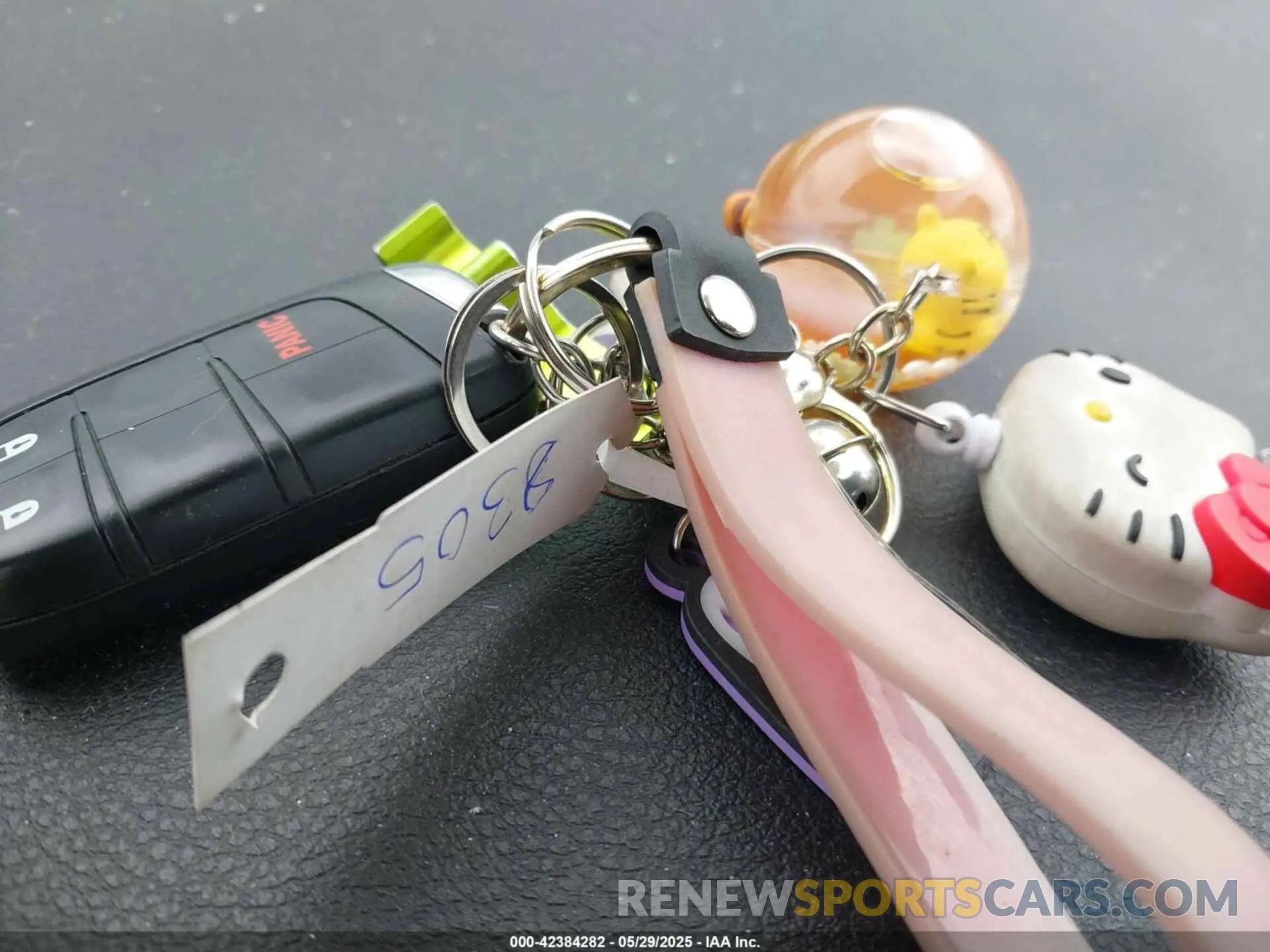 11 Photograph of a damaged car ZACNJBBB4LPL28305 JEEP RENEGADE 2020