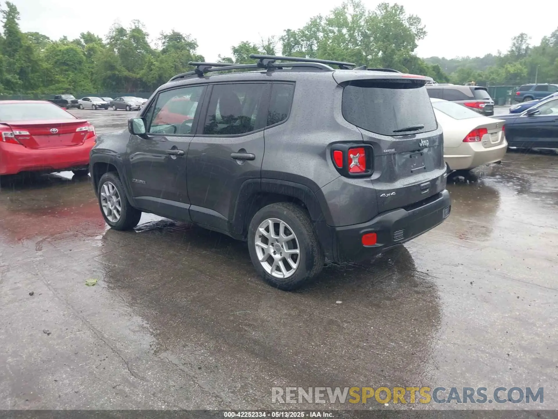 3 Photograph of a damaged car ZACNJBBB4LPL28384 JEEP RENEGADE 2020