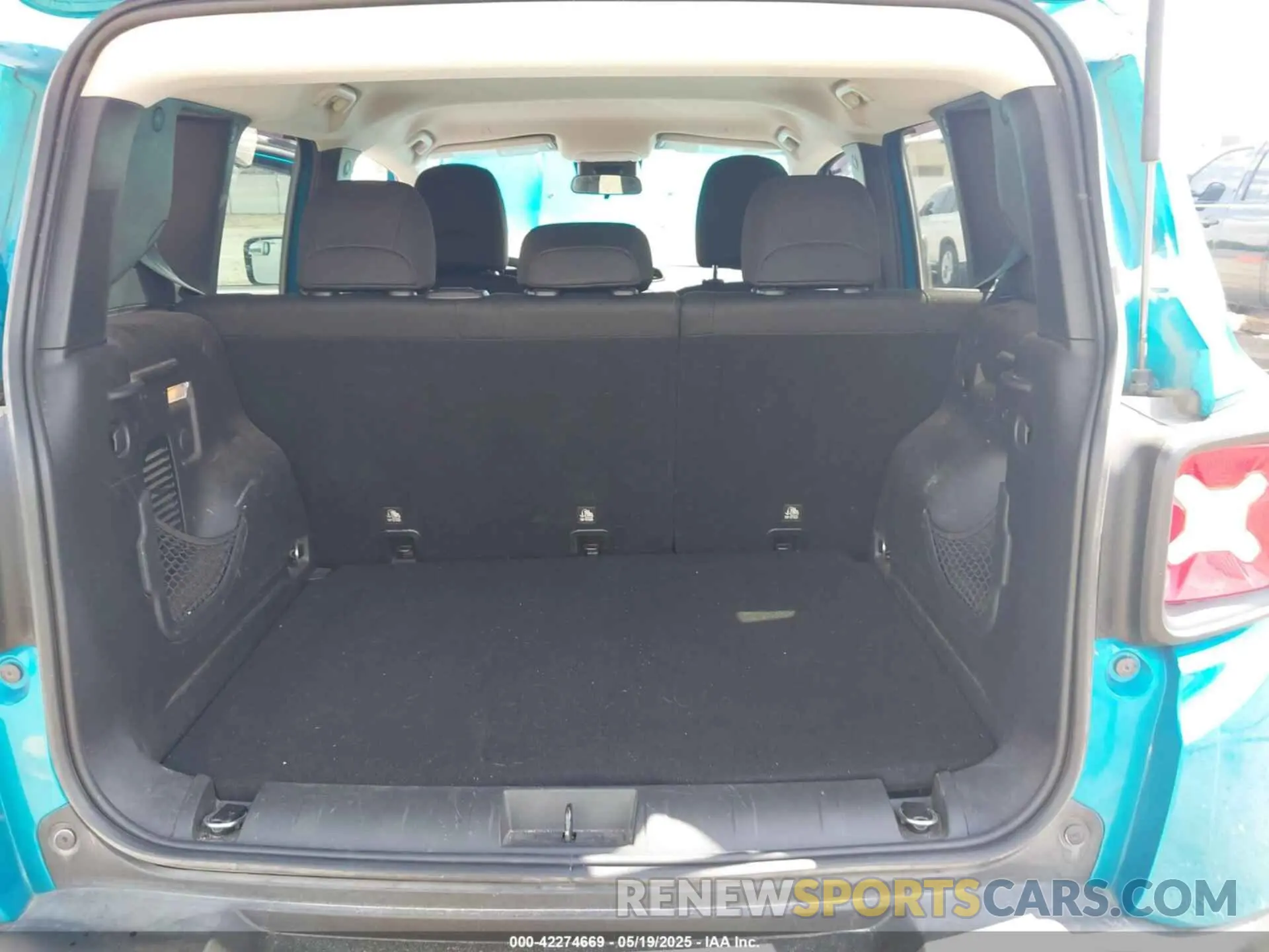 16 Photograph of a damaged car ZACNJBBB4LPL34900 JEEP RENEGADE 2020
