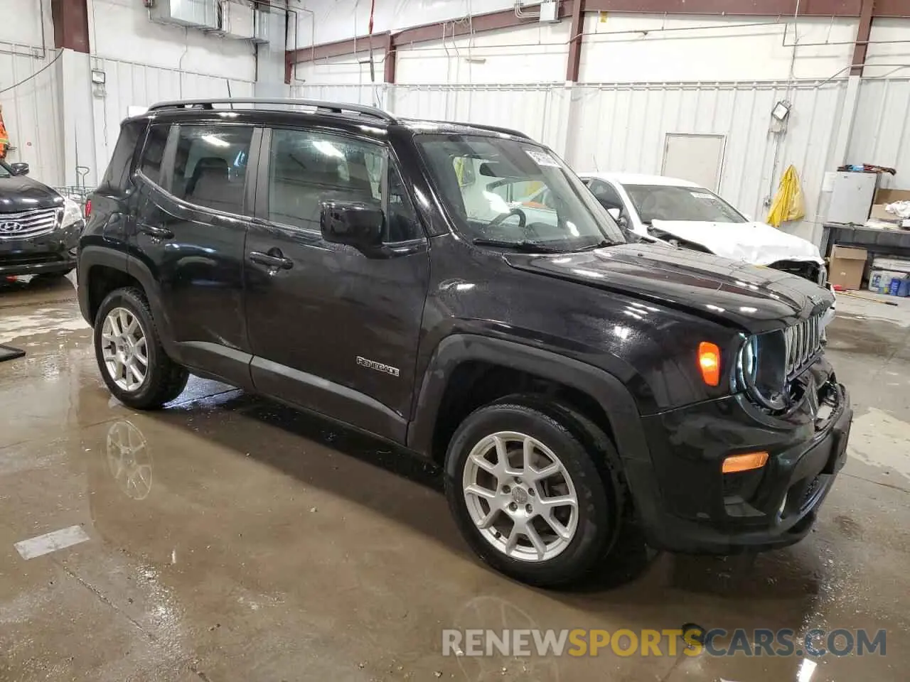 4 Photograph of a damaged car ZACNJBBB4LPL97771 JEEP RENEGADE 2020