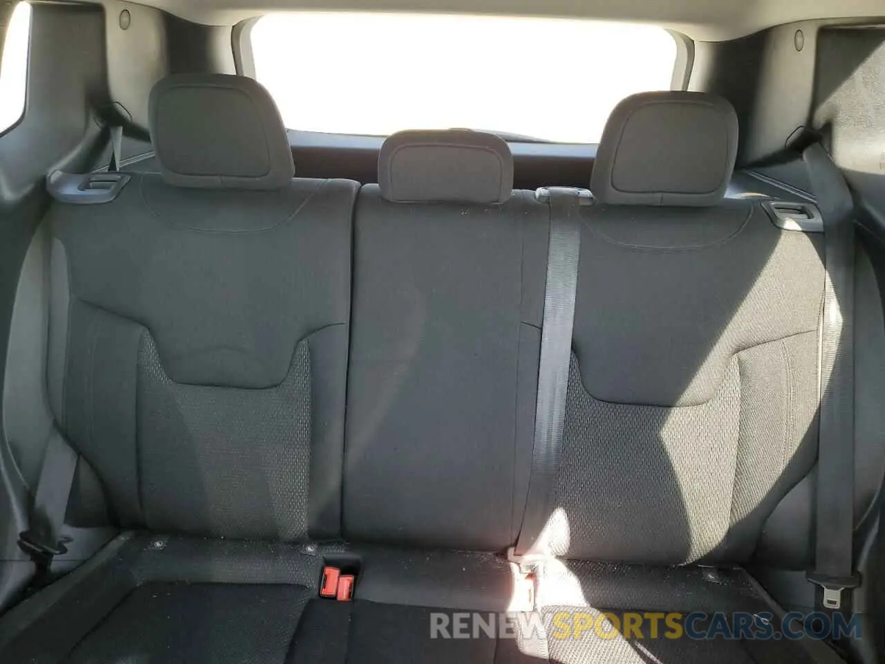 10 Photograph of a damaged car ZACNJBBB5LPL24201 JEEP RENEGADE 2020