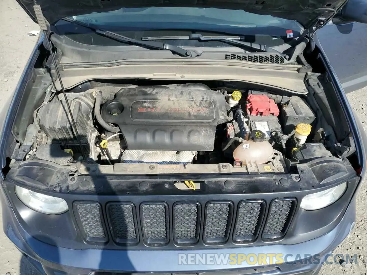 12 Photograph of a damaged car ZACNJBBB5LPL24201 JEEP RENEGADE 2020