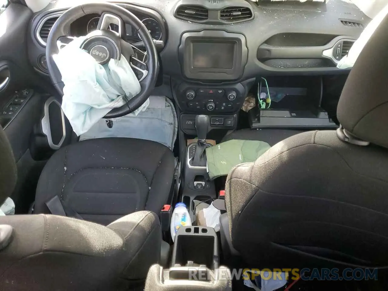 8 Photograph of a damaged car ZACNJBBB5LPL73219 JEEP RENEGADE 2020