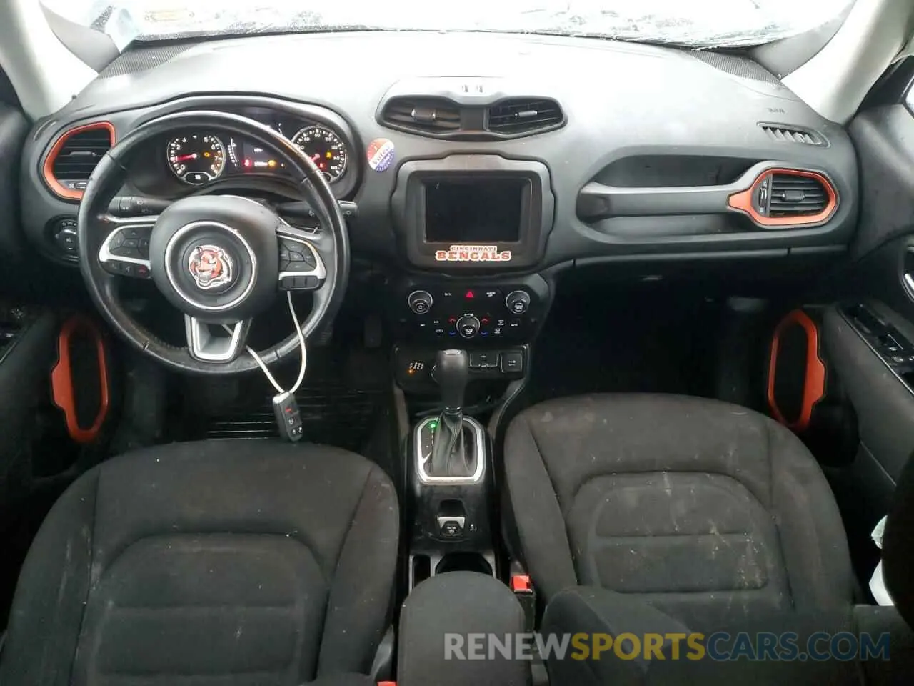 8 Photograph of a damaged car ZACNJBBB5LPL89422 JEEP RENEGADE 2020