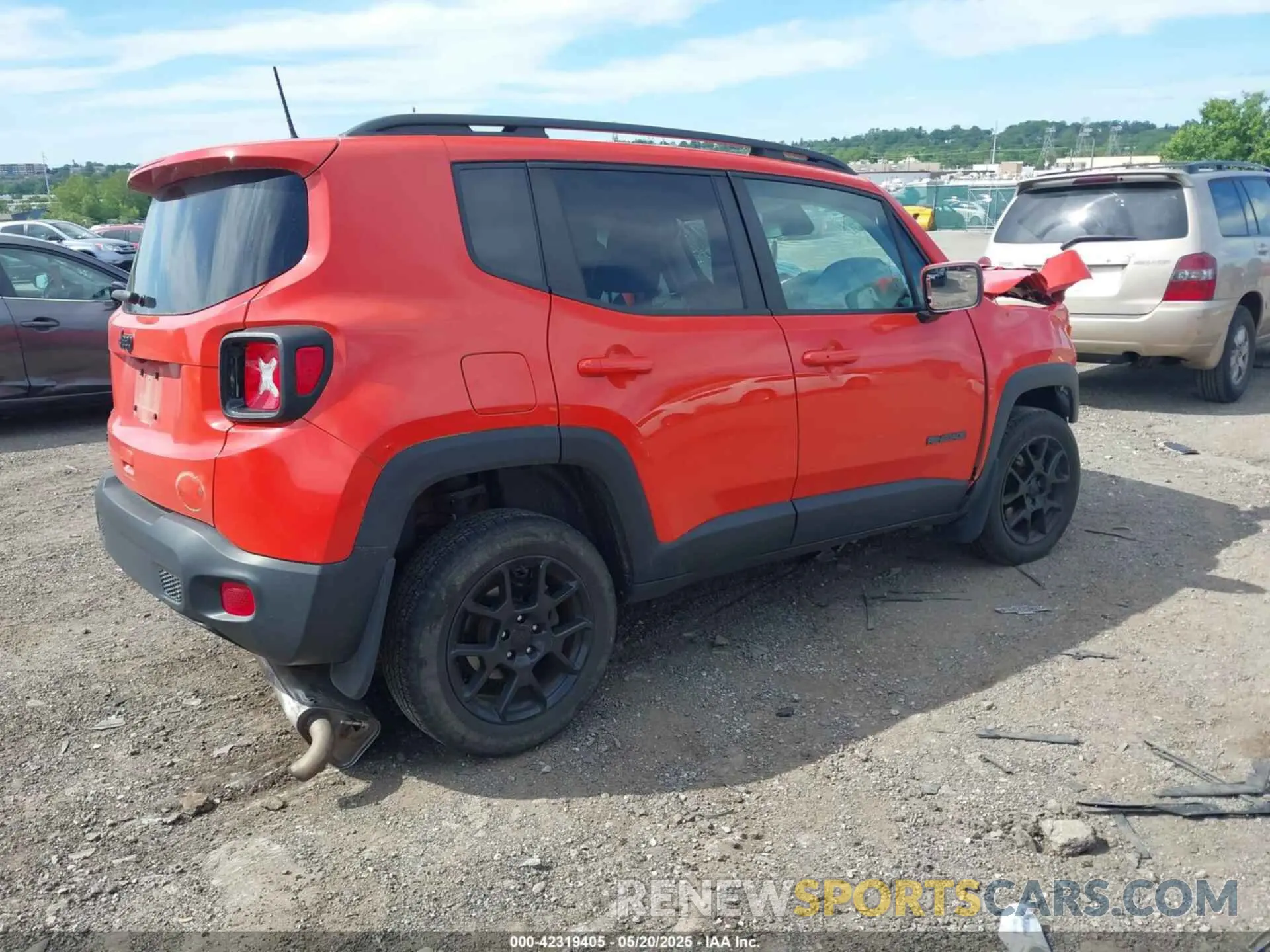 4 Photograph of a damaged car ZACNJBBB6LPL13871 JEEP RENEGADE 2020