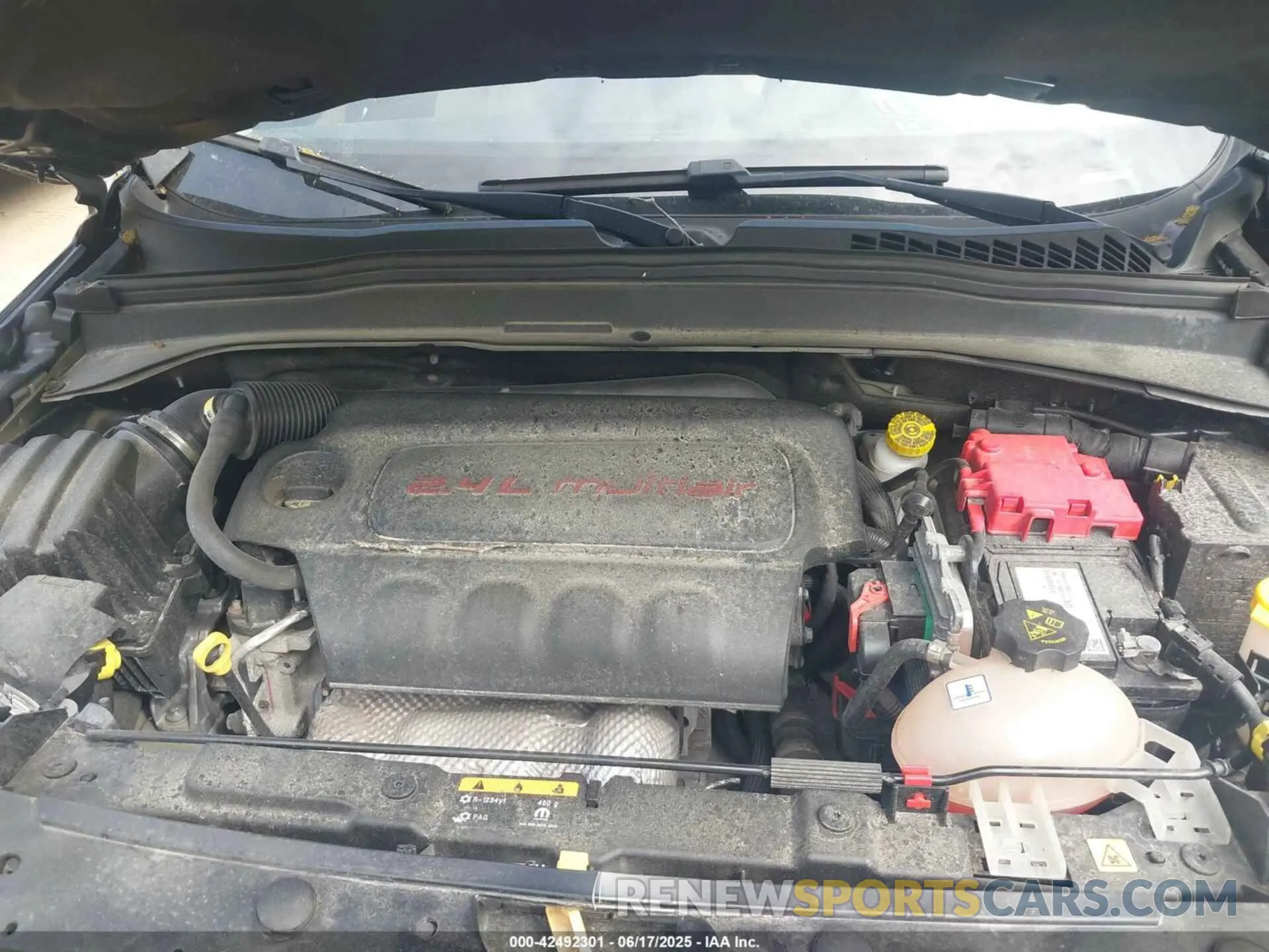 10 Photograph of a damaged car ZACNJBBB6LPM06048 JEEP RENEGADE 2020