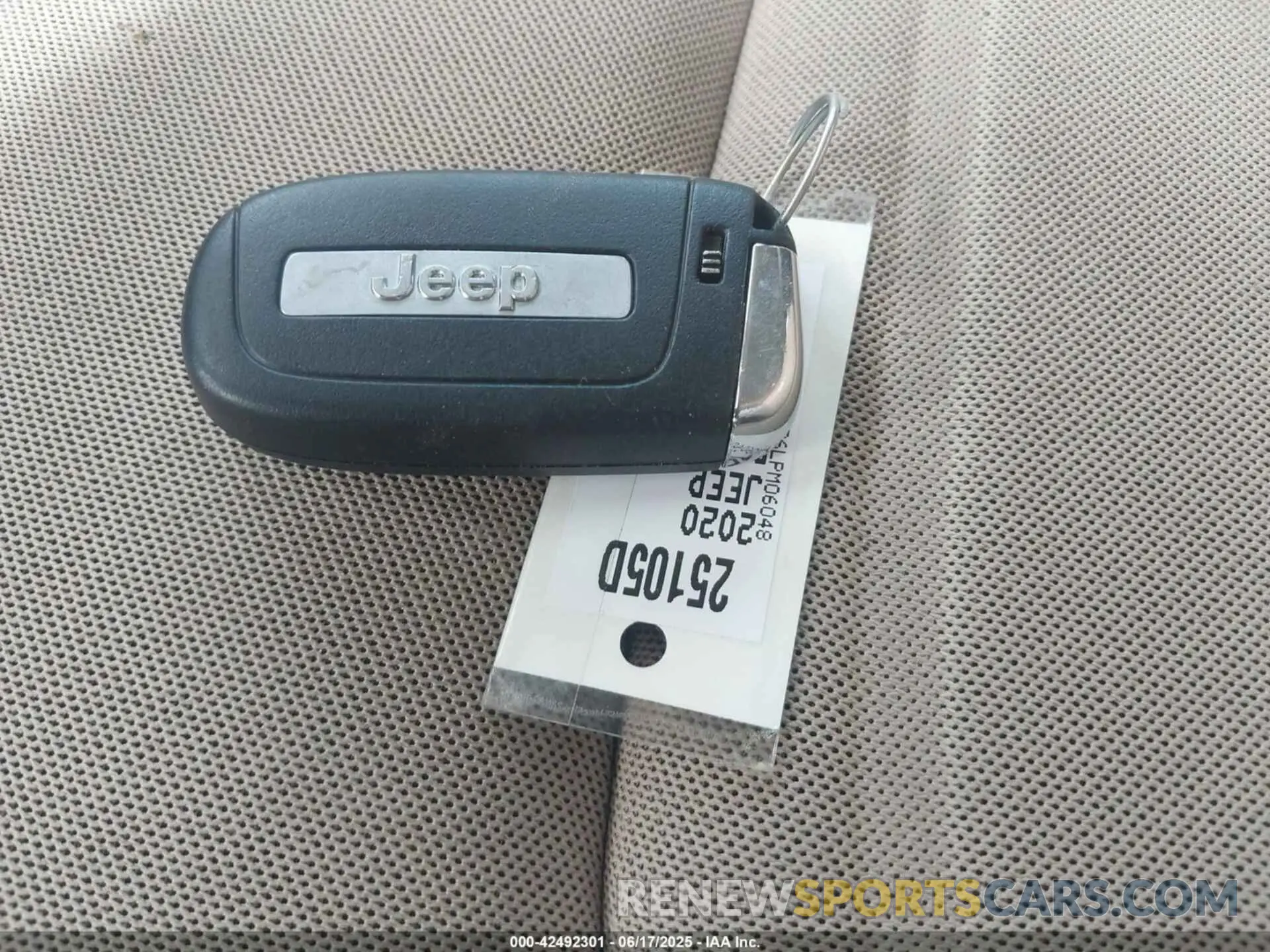 11 Photograph of a damaged car ZACNJBBB6LPM06048 JEEP RENEGADE 2020