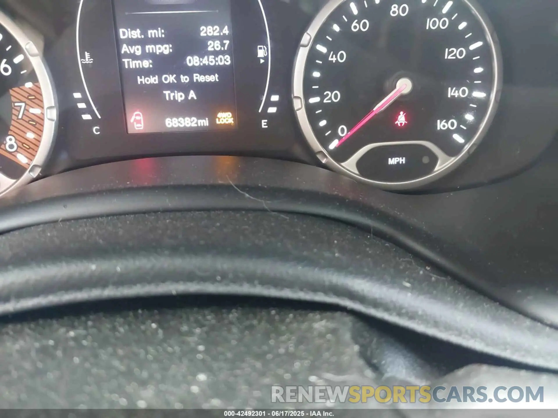 15 Photograph of a damaged car ZACNJBBB6LPM06048 JEEP RENEGADE 2020