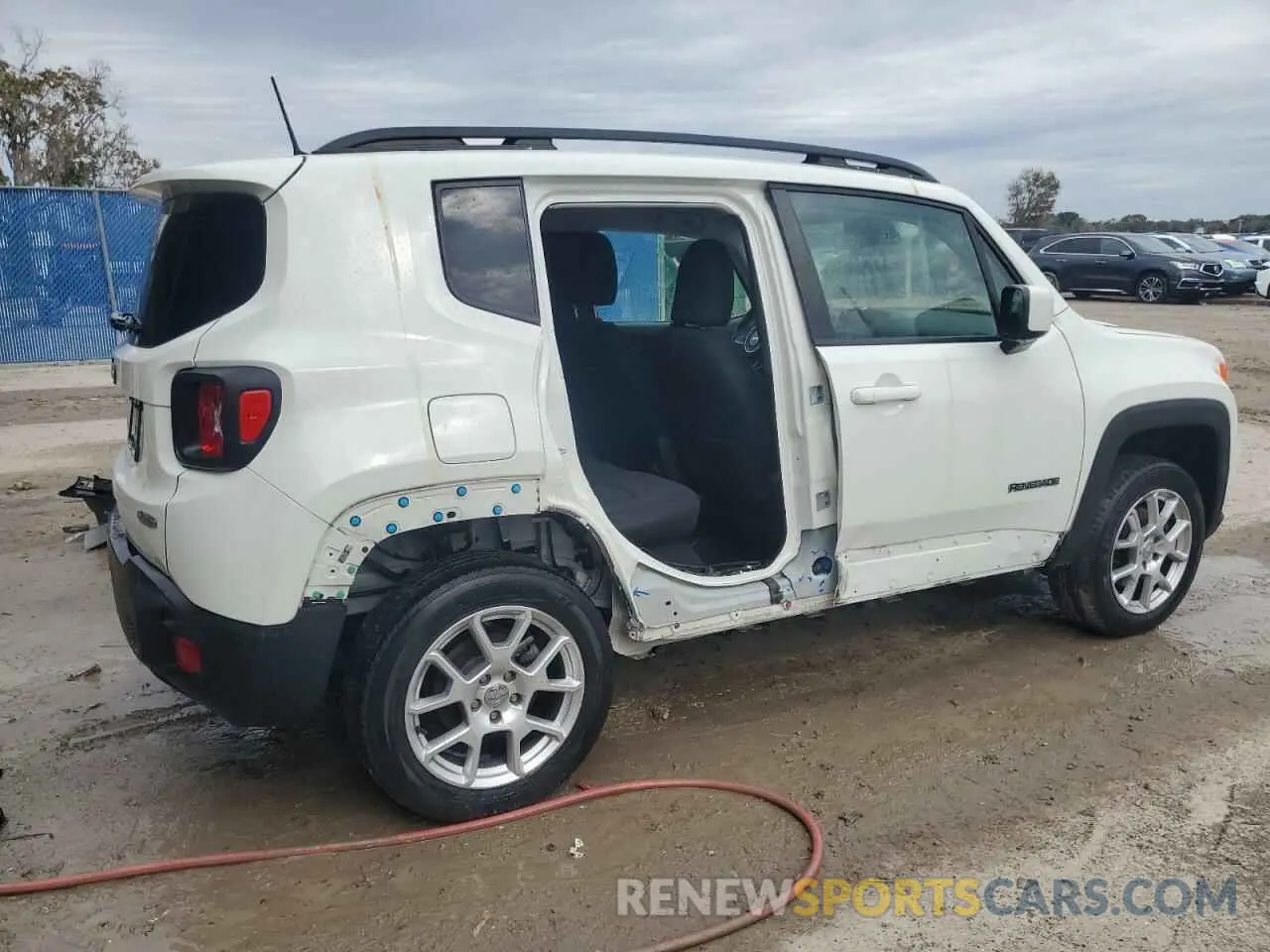 3 Photograph of a damaged car ZACNJBBB7LPL44224 JEEP RENEGADE 2020
