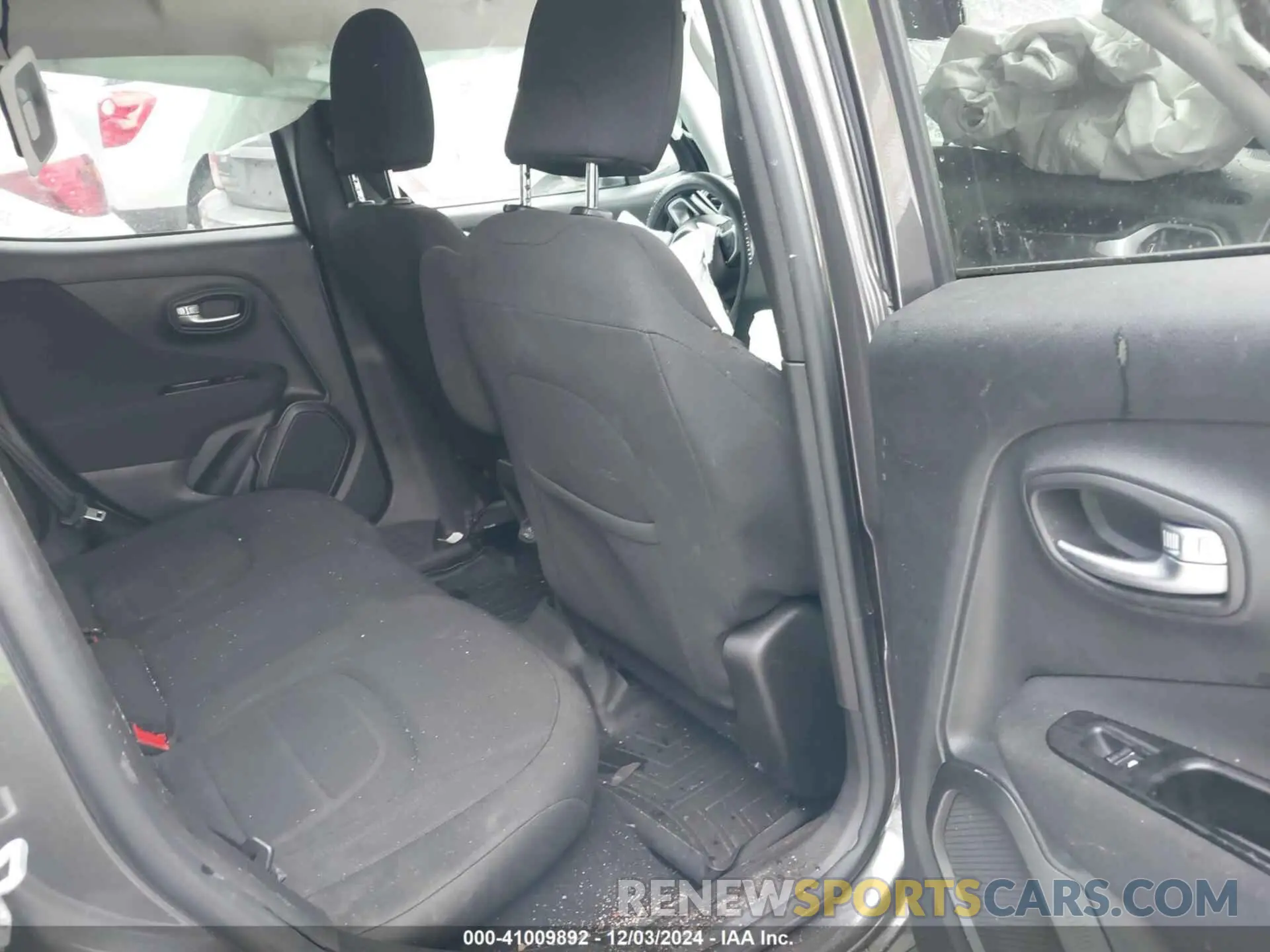 8 Photograph of a damaged car ZACNJBBB7LPL67244 JEEP RENEGADE 2020