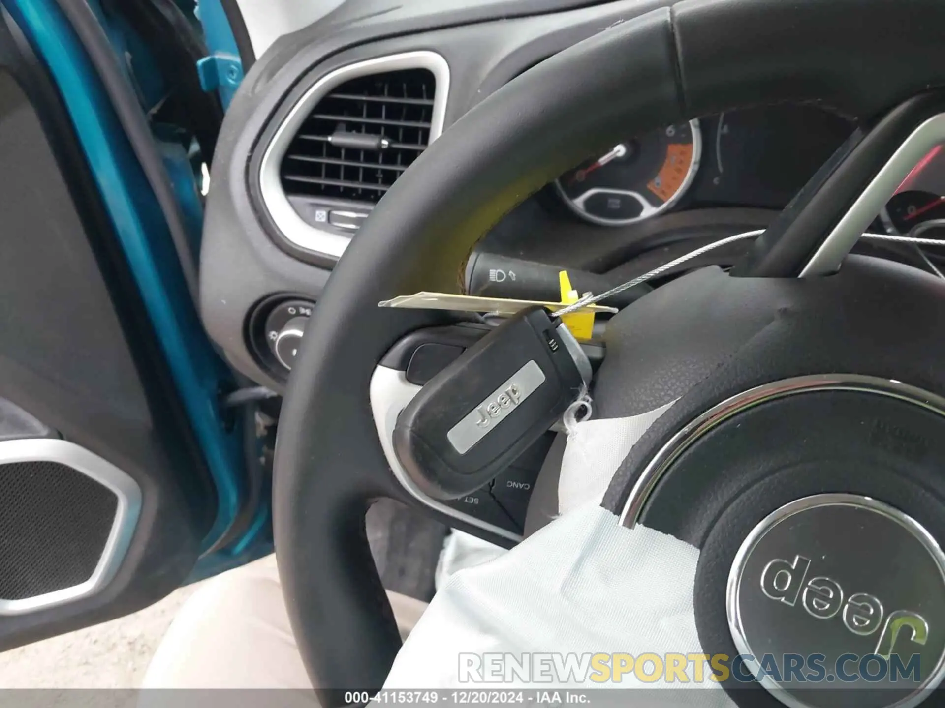 11 Photograph of a damaged car ZACNJBBB7LPL94542 JEEP RENEGADE 2020