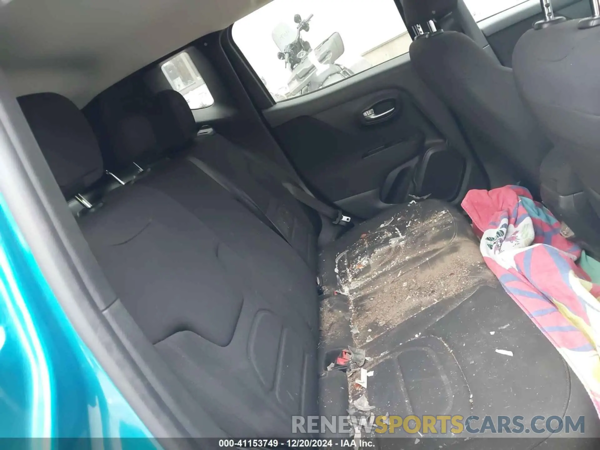 8 Photograph of a damaged car ZACNJBBB7LPL94542 JEEP RENEGADE 2020