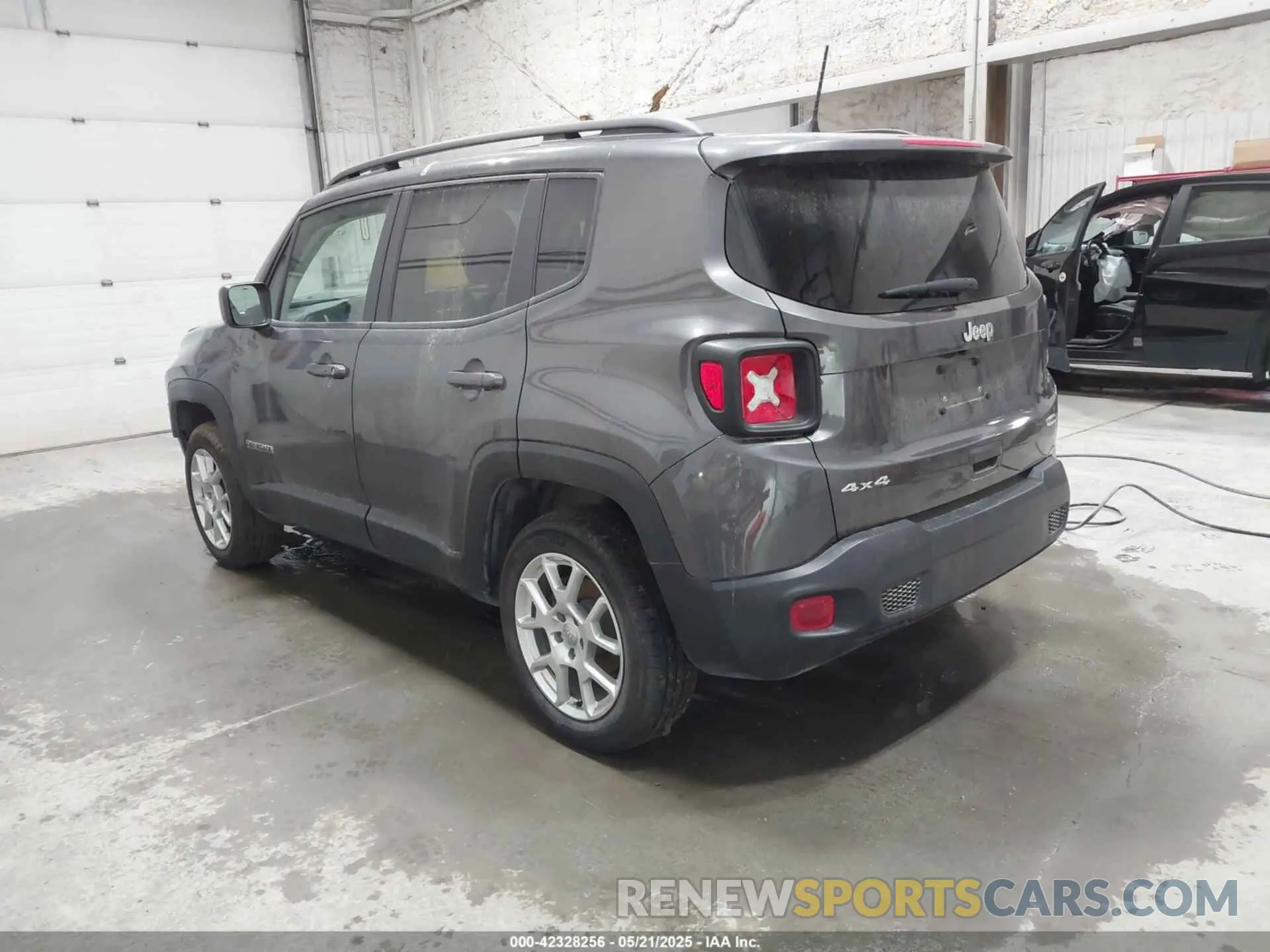 3 Photograph of a damaged car ZACNJBBB8LPL19526 JEEP RENEGADE 2020