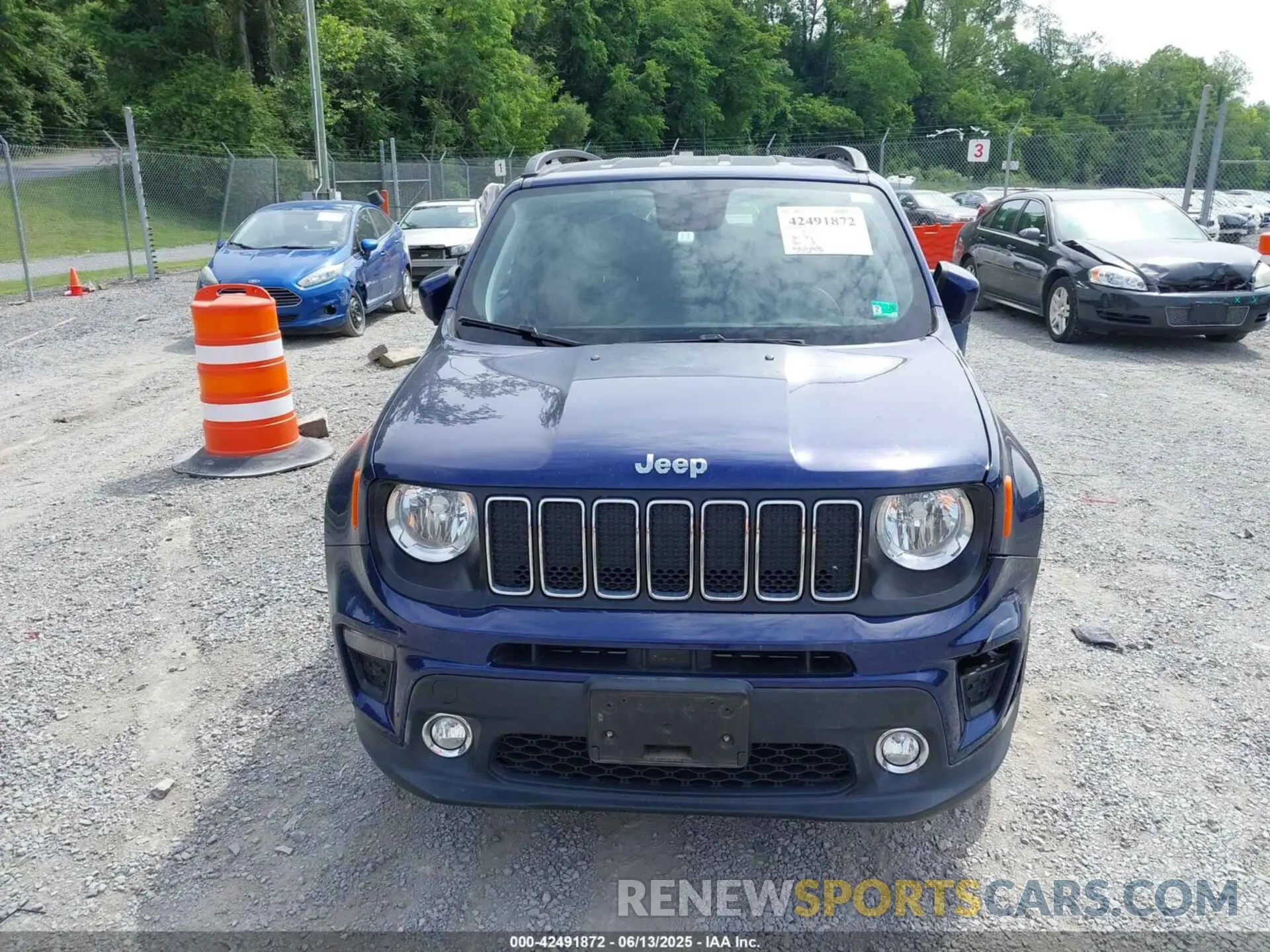 12 Photograph of a damaged car ZACNJBBB8LPL30042 JEEP RENEGADE 2020