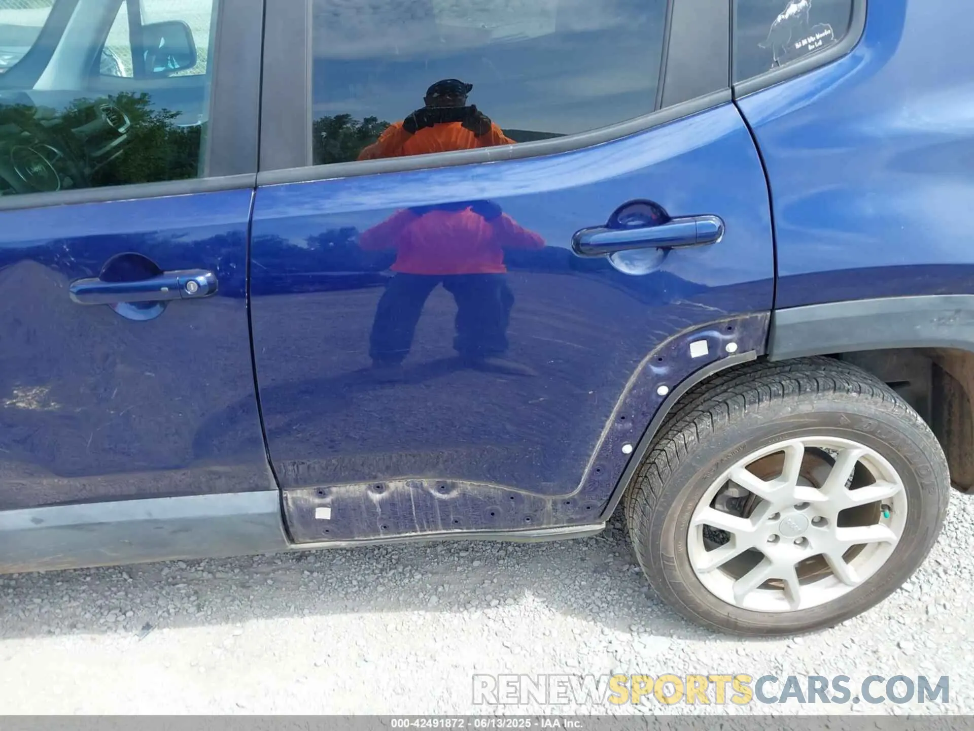 18 Photograph of a damaged car ZACNJBBB8LPL30042 JEEP RENEGADE 2020