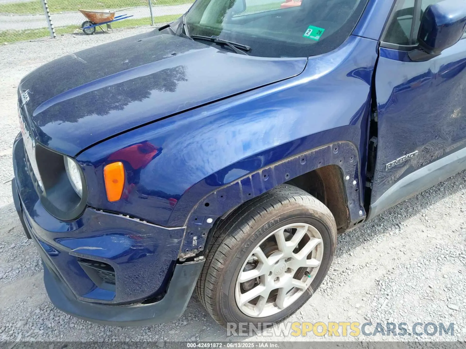 6 Photograph of a damaged car ZACNJBBB8LPL30042 JEEP RENEGADE 2020