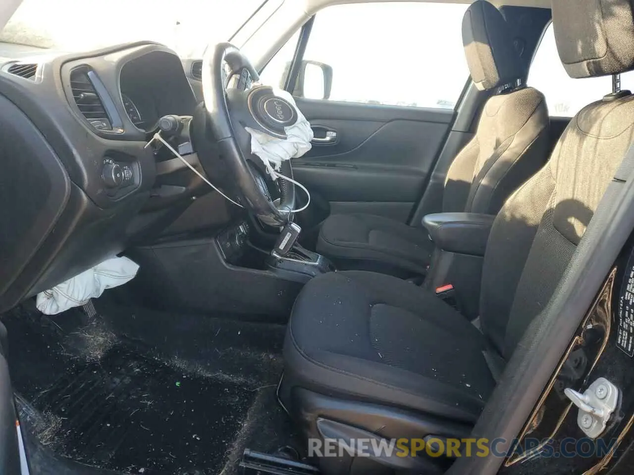 7 Photograph of a damaged car ZACNJBBB8LPL97210 JEEP RENEGADE 2020