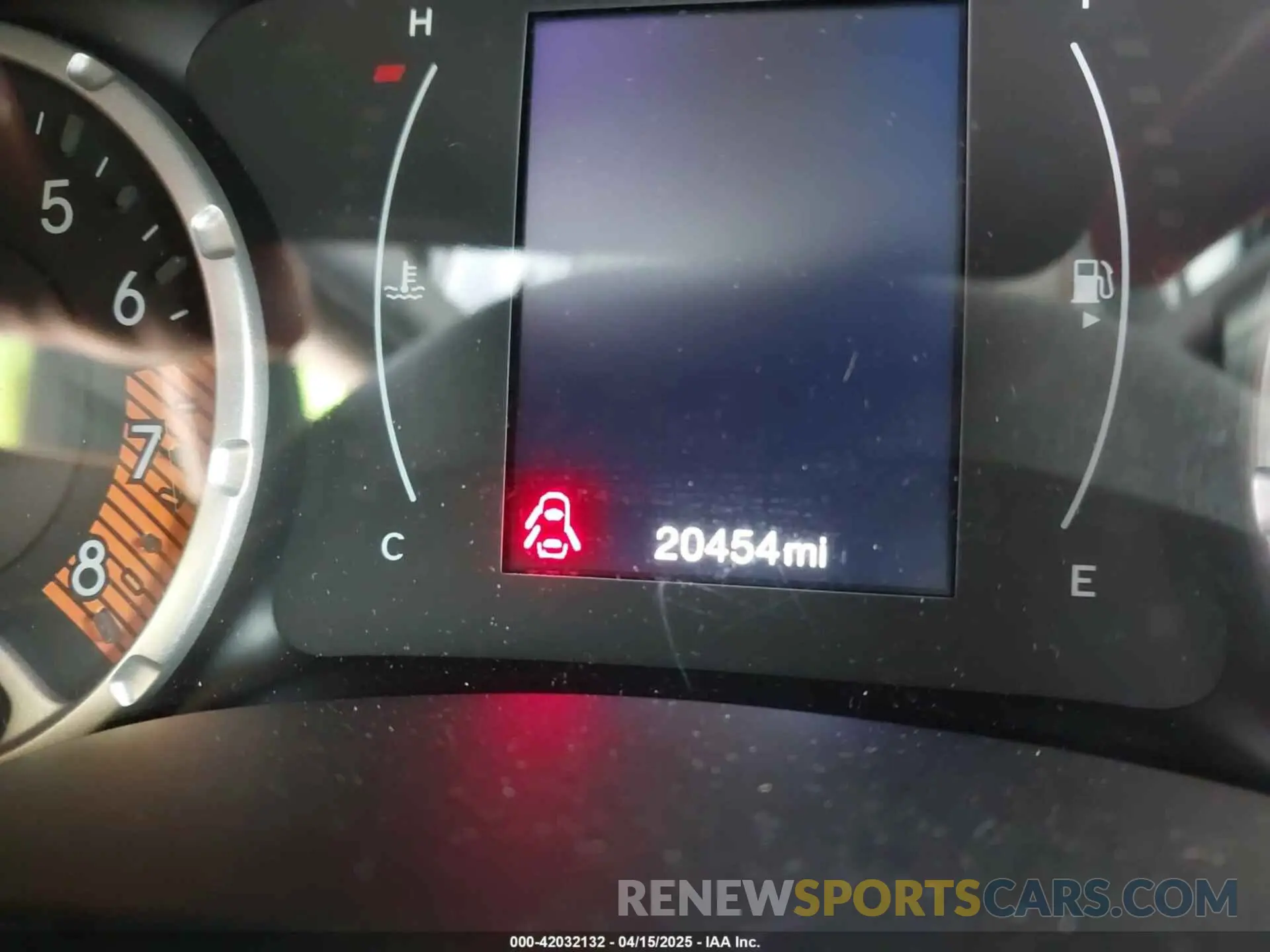 14 Photograph of a damaged car ZACNJBBB9LPL51708 JEEP RENEGADE 2020