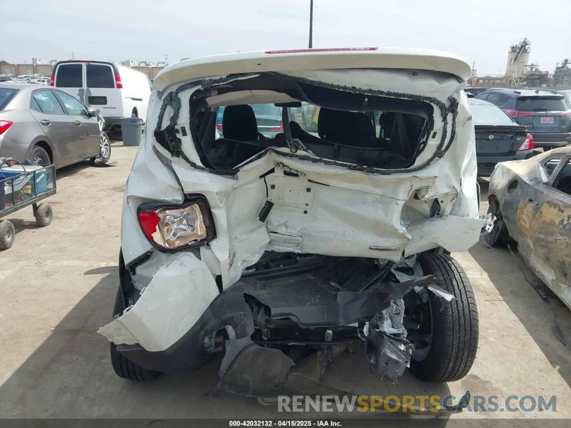 15 Photograph of a damaged car ZACNJBBB9LPL51708 JEEP RENEGADE 2020
