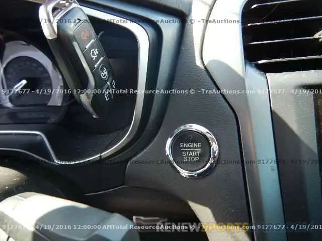 10 Photograph of a damaged car ZACNJBBBXLPL21214 JEEP RENEGADE 2020