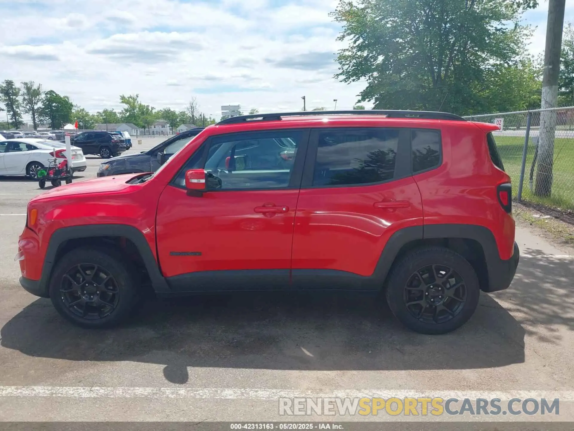 13 Photograph of a damaged car ZACNJBBBXLPL84152 JEEP RENEGADE 2020