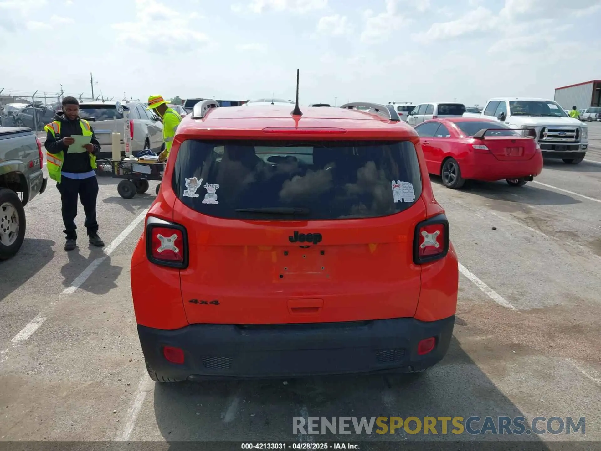 16 Photograph of a damaged car ZACNJBBBXLPL91196 JEEP RENEGADE 2020