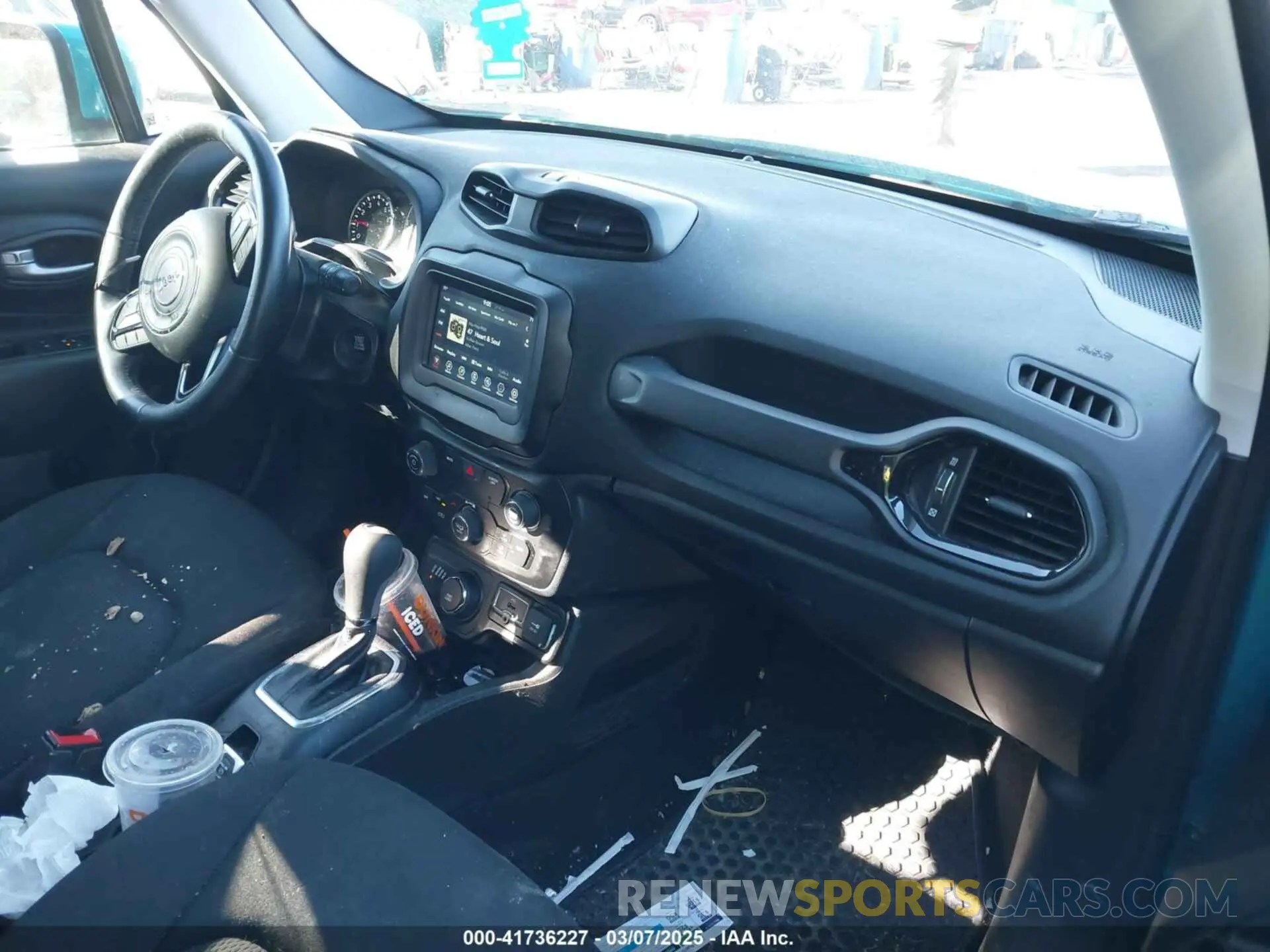 5 Photograph of a damaged car ZACNJBBBXLPL98746 JEEP RENEGADE 2020