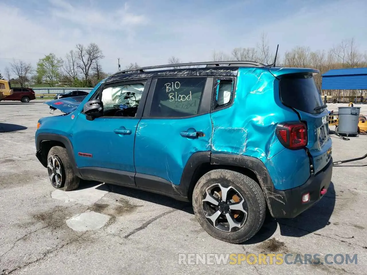 2 Photograph of a damaged car ZACNJBC11LPL33970 JEEP RENEGADE 2020