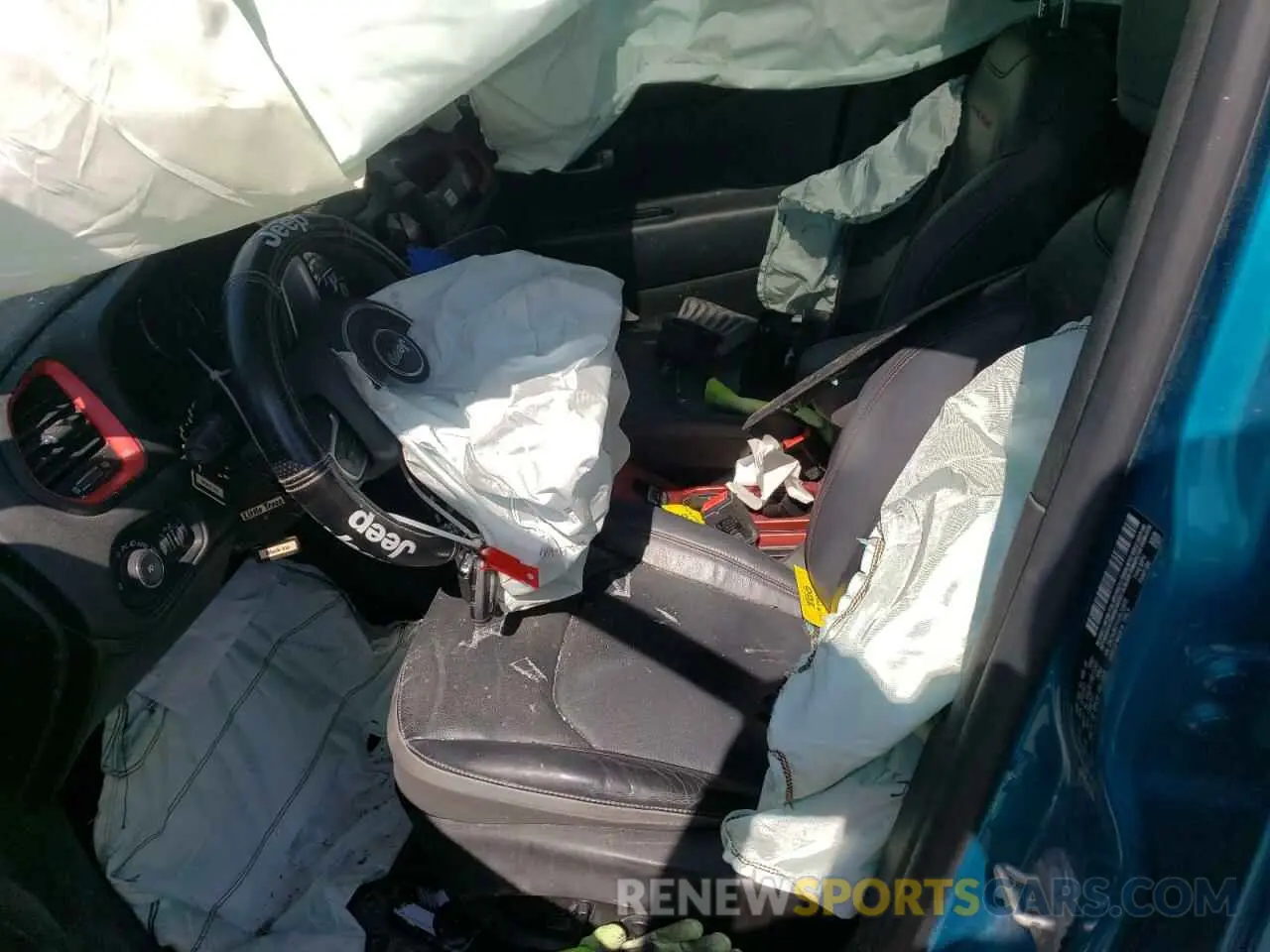7 Photograph of a damaged car ZACNJBC11LPL33970 JEEP RENEGADE 2020