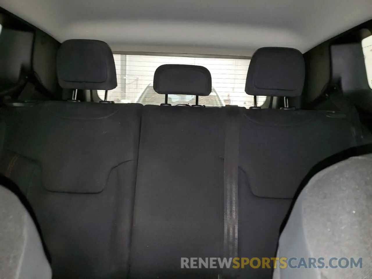 10 Photograph of a damaged car ZACNJBC13LPL92812 JEEP RENEGADE 2020