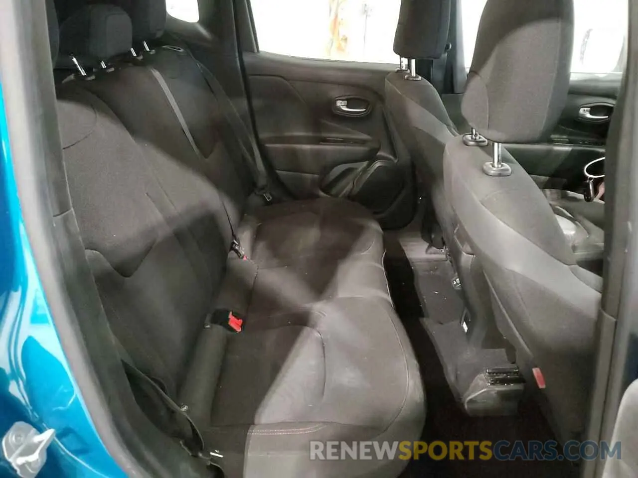 11 Photograph of a damaged car ZACNJBC13LPL92812 JEEP RENEGADE 2020