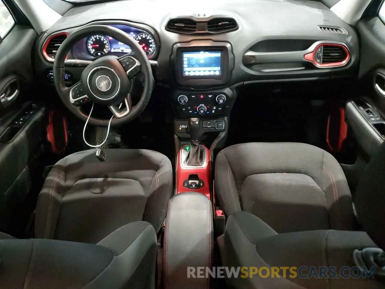 8 Photograph of a damaged car ZACNJBC13LPL92812 JEEP RENEGADE 2020