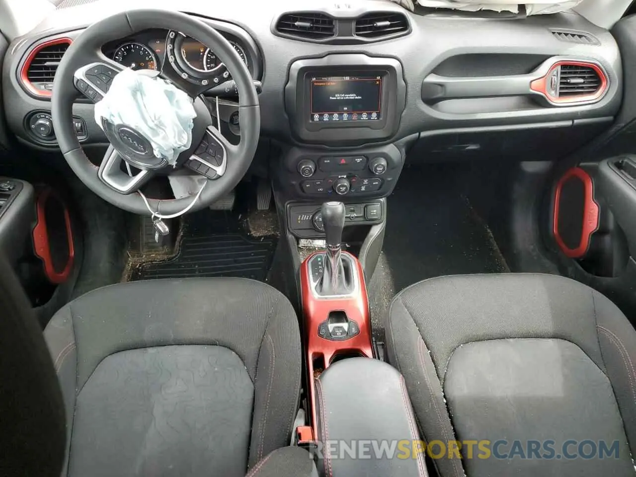 8 Photograph of a damaged car ZACNJBC16LPM03446 JEEP RENEGADE 2020